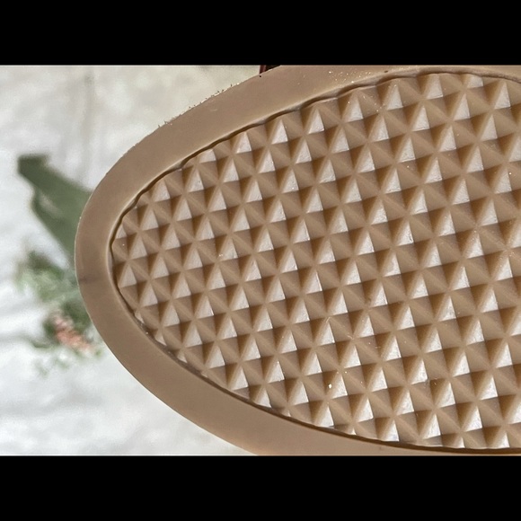 A2 Aerosoles 10 - Picture 5 of 10